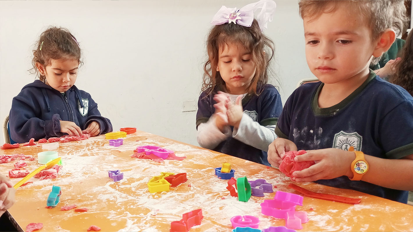 Bilingüismo Intensivo: estudiantes en clase de inglés